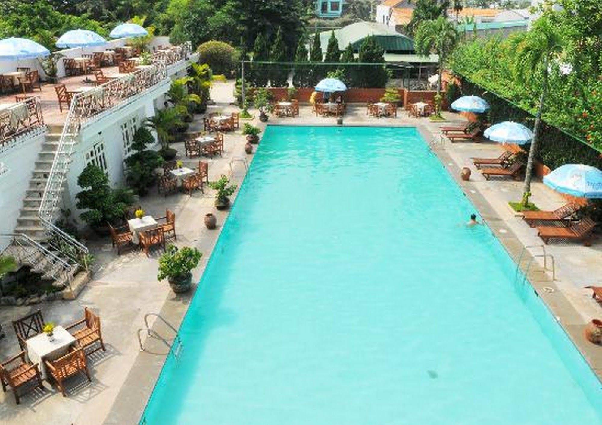 Central Hotel Quang Ngai Exterior foto